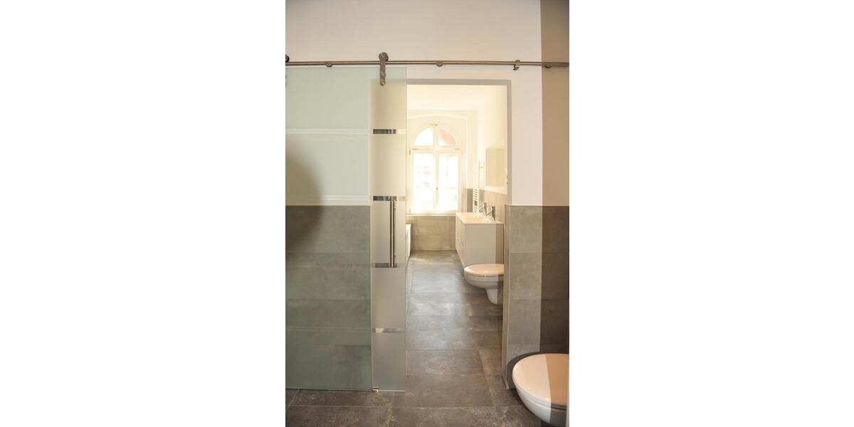 Etagenwohnung Zwickau - 4 Zimmer, 126 m&sup2;, 1.035&euro; | Angebot:24473692