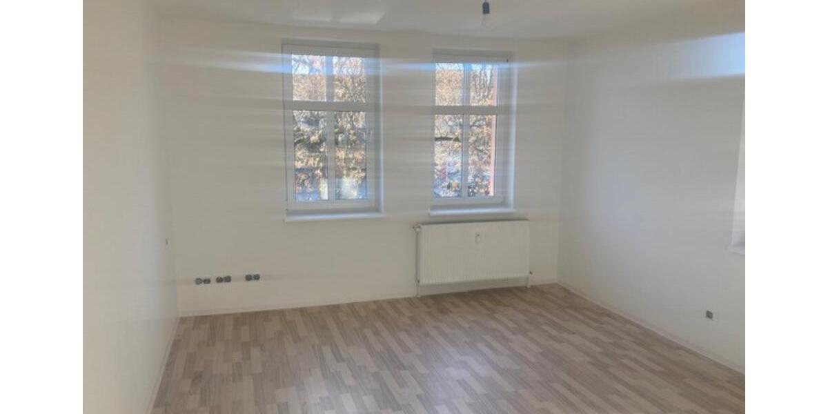 Etagenwohnung Oelsnitz (Erzgebirge) - 2 Zimmer, 42 m&sup2;, 229&euro; | Angebot:25857458