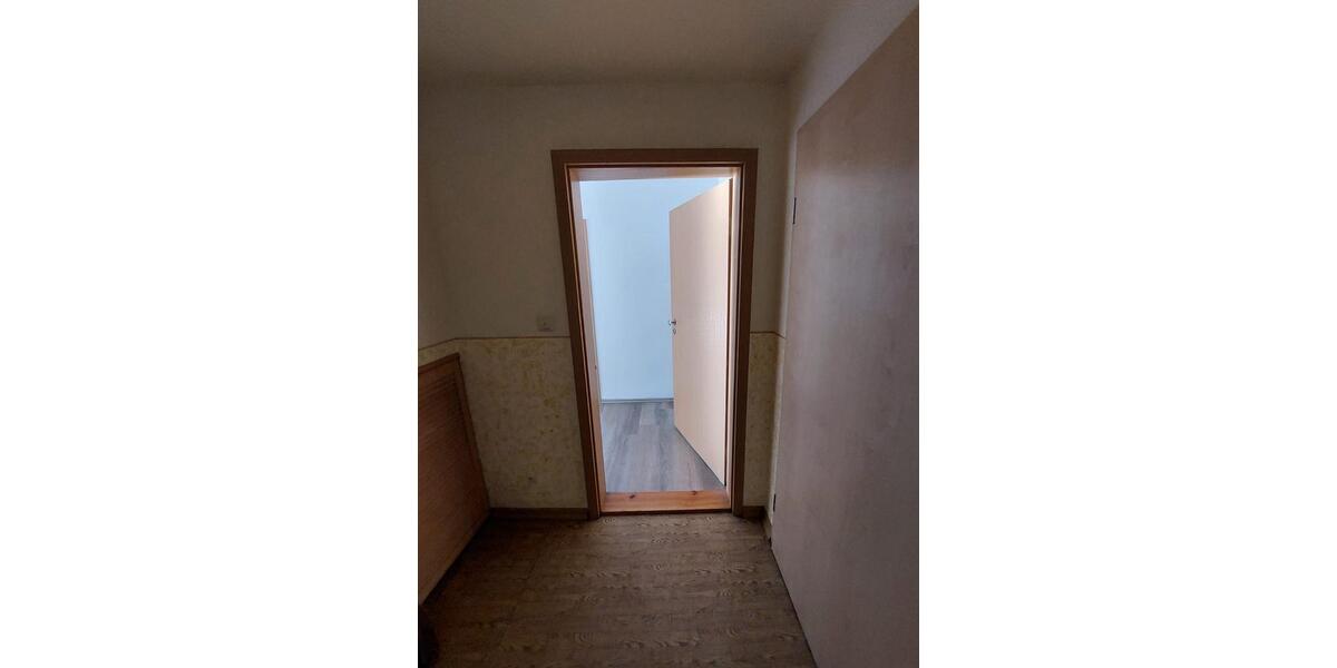 Etagenwohnung Limbach-Oberfrohna Oberfrohna - 2 Zimmer, 55 m&sup2;, 319&euro; | Angebot:24836331