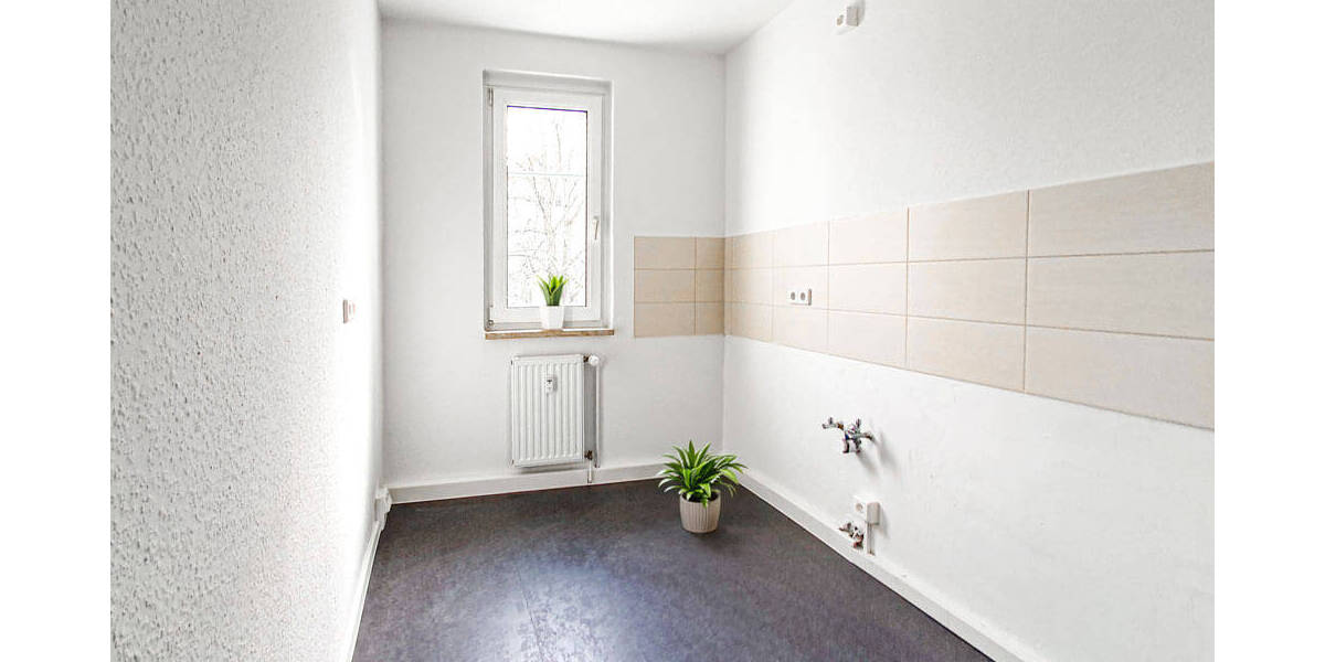 Etagenwohnung Zwickau Eckersbach - 4 Zimmer, 75 m&sup2;, 563&euro; | Angebot:25845859