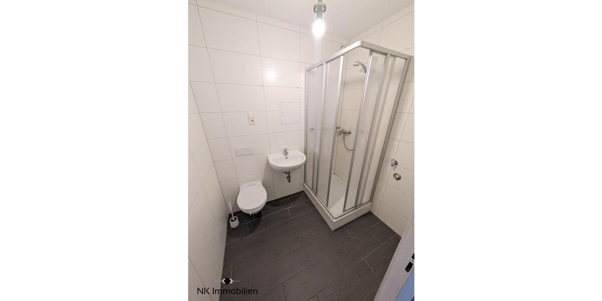 Etagenwohnung Limbach-Oberfrohna Oberfrohna - 3 Zimmer, 69 m&sup2;, 370&euro; | Angebot:25945690