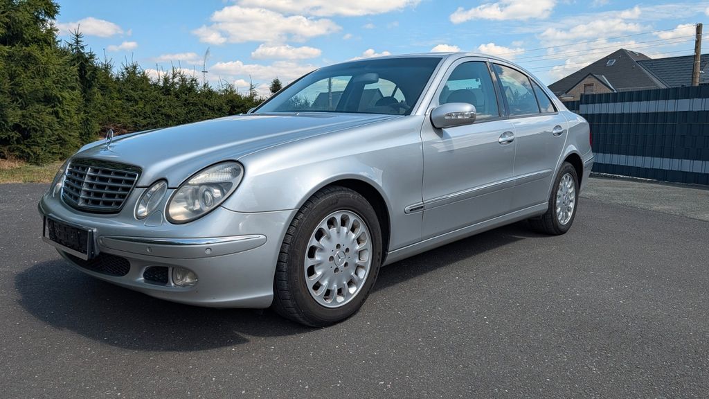 Mercedes-Benz E 320 493.187 km 2.499 &euro; Elsterberg 07985