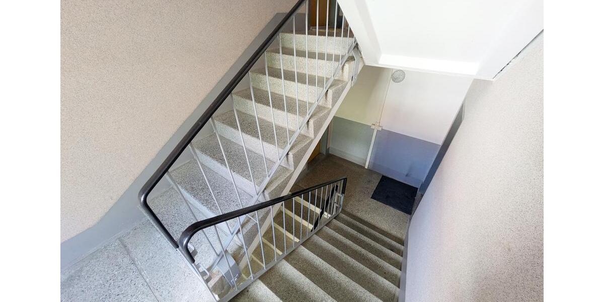 Etagenwohnung Limbach-Oberfrohna Oberfrohna - 2 Zimmer, 51 m&sup2;, 327&euro; | Angebot:25945633