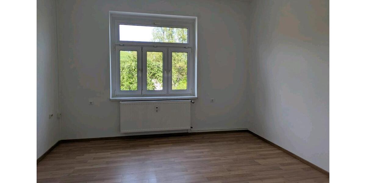 Etagenwohnung Zwickau Zwickau-Nord - 3 Zimmer, 80 m&sup2;, 550&euro; | Angebot:26612312