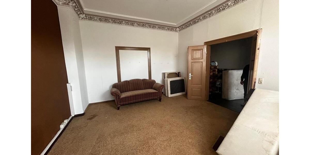 Hochparterre Crimmitschau - 2 Zimmer, 72 m&sup2;, 400&euro; | Angebot:25868358