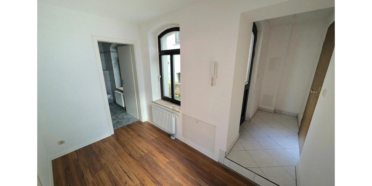 Erdgeschoßwohnung Zwickau - 2 Zimmer, 42 m&sup2;, 280&euro; | Angebot:25945664