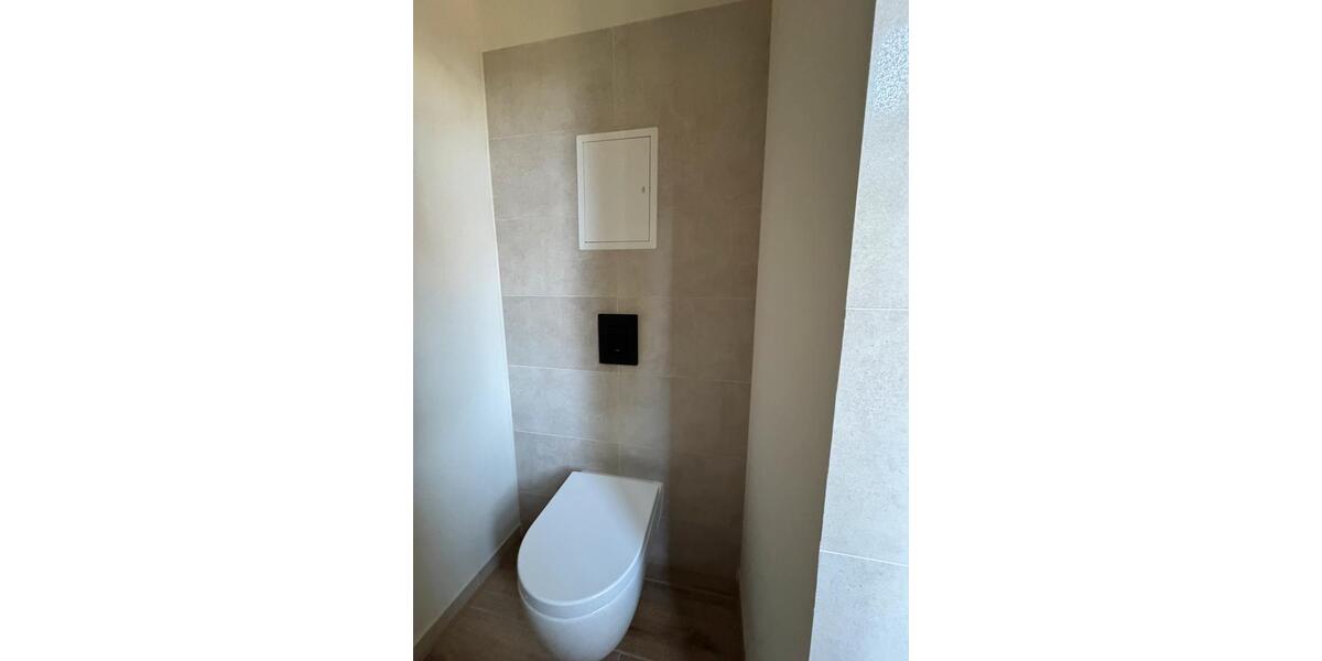 Etagenwohnung Schmölln - 2 Zimmer, 73 m&sup2;, 475&euro; | Angebot:25080051