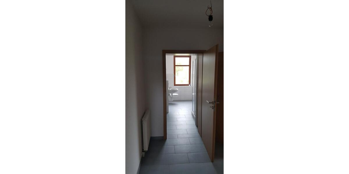 Erdgeschoßwohnung Hohndorf - 2 Zimmer, 55 m&sup2;, 325&euro; | Angebot:26678722