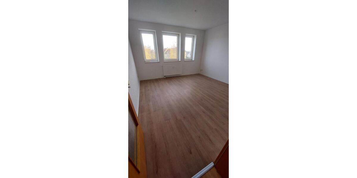 Etagenwohnung Zwickau - 2 Zimmer, 44 m&sup2;, 270&euro; | Angebot:23614838