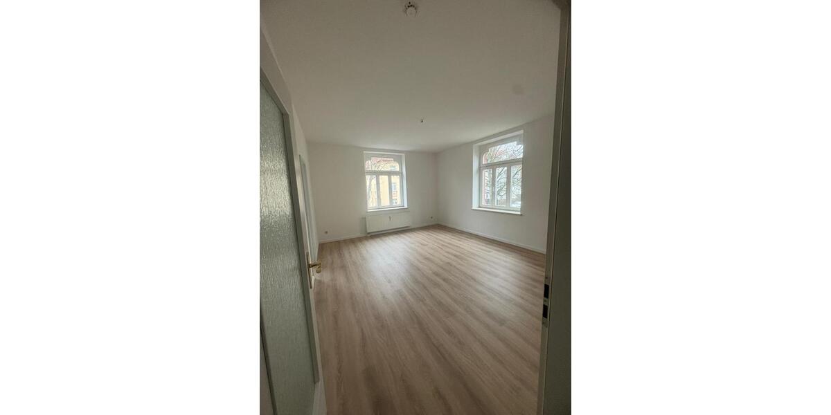 Etagenwohnung Zwickau Auerbach - 2 Zimmer, 48 m&sup2;, 480&euro; | Angebot:25560660