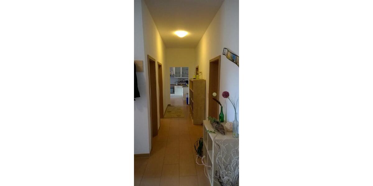 Etagenwohnung Zwickau - 1 Zimmer, 21 m&sup2;, 180&euro; | Angebot:26195983