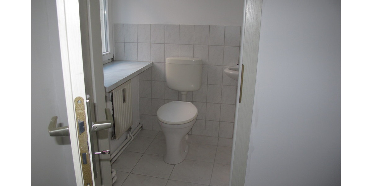 Ein-Zimmer-BüroArbeitszimmer in ruhiger und zentraler Lage - Gewerbeobjekt Lauter-Bernsbach Bernsbach | Angebot:14517911