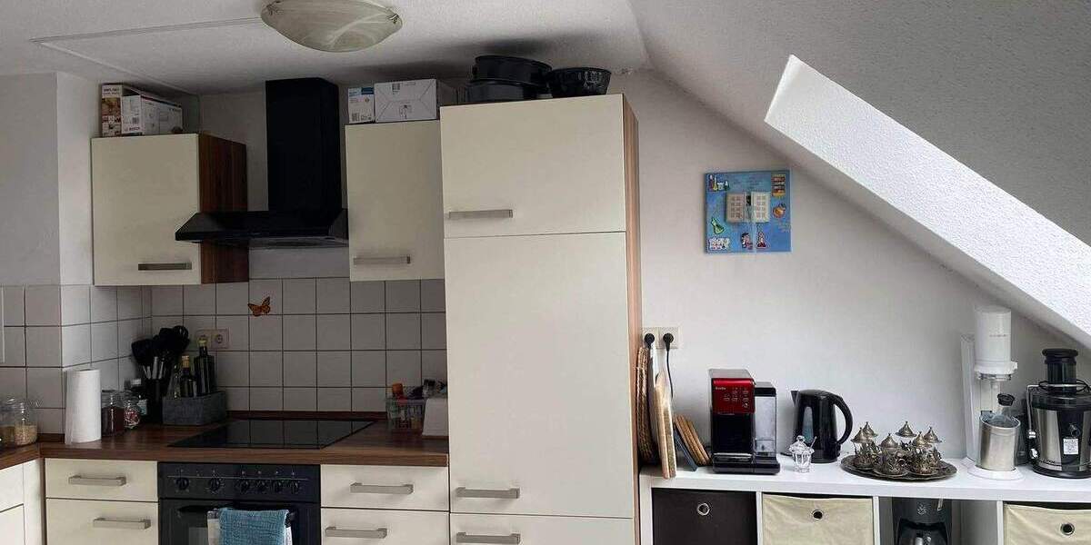 Etagenwohnung Zwickau Bahnhofsvorstadt - 2 Zimmer, 61 m&sup2;, 70.000&euro; | Angebot:26930476