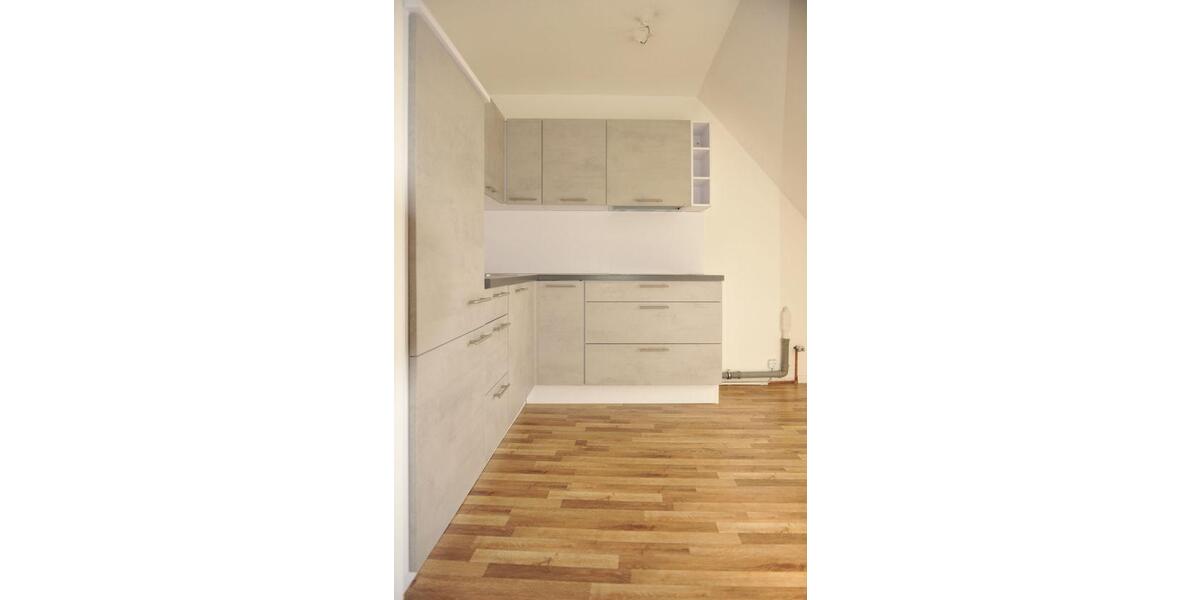 Dachgeschoßwohnung Zwickau - 2 Zimmer, 59 m&sup2;, 700&euro; | Angebot:23297200