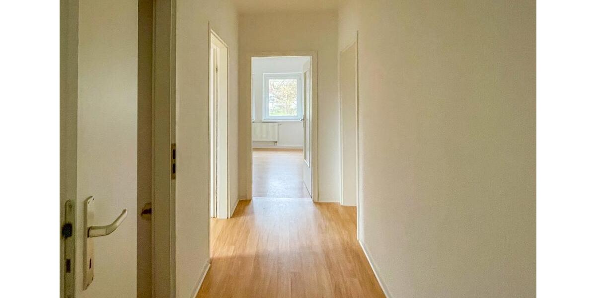Etagenwohnung Zwickau Auerbach - 3 Zimmer, 61 m&sup2;, 289&euro; | Angebot:21186838