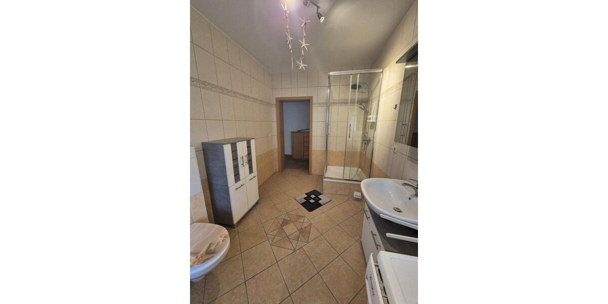 Etagenwohnung Mühlau - 1 Zimmer, 97 m&sup2;, 490&euro; | Angebot:24975410