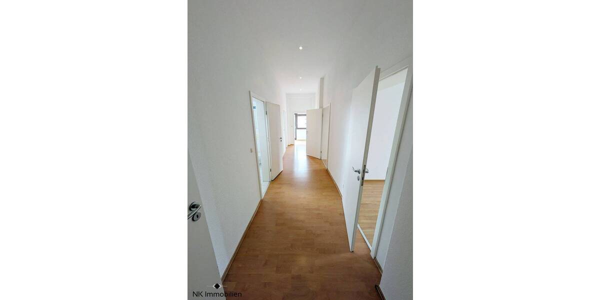 Gewerbeobjekt Zwickau Bahnhofsvorstadt - 8 Zimmer, 222 m&sup2;, 1.350&euro; | Angebot:25958328