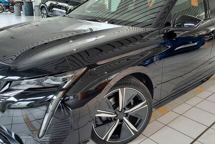 Peugeot 308 14.770 km 23.990 &euro; Werdau 08412