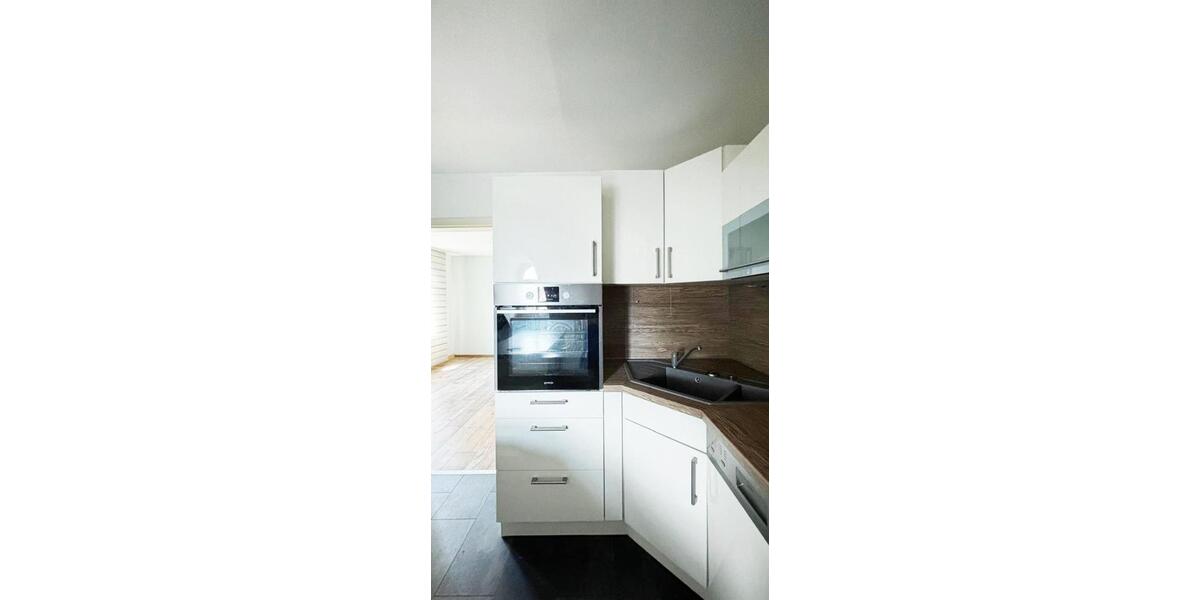 Dachgeschoßwohnung Meerane - 4 Zimmer, 127 m&sup2;, 735&euro; | Angebot:25749736