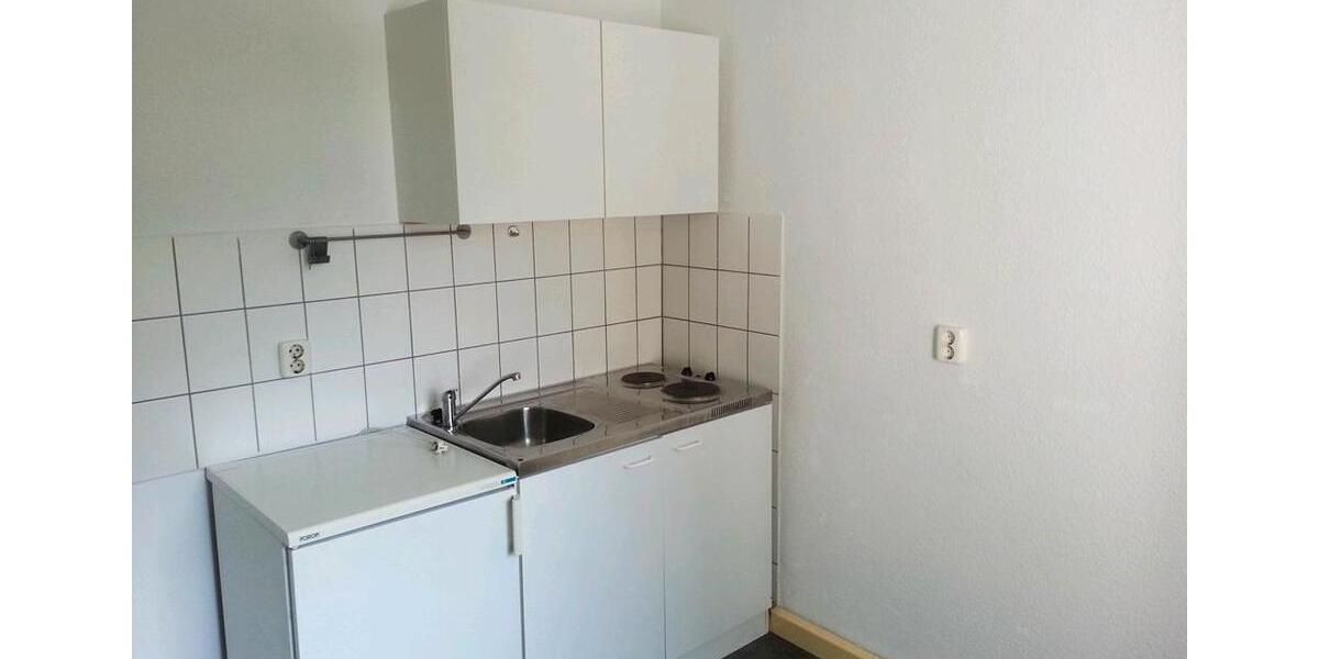 Etagenwohnung Zwickau - 2 Zimmer, 45 m&sup2;, 225&euro; | Angebot:25934615