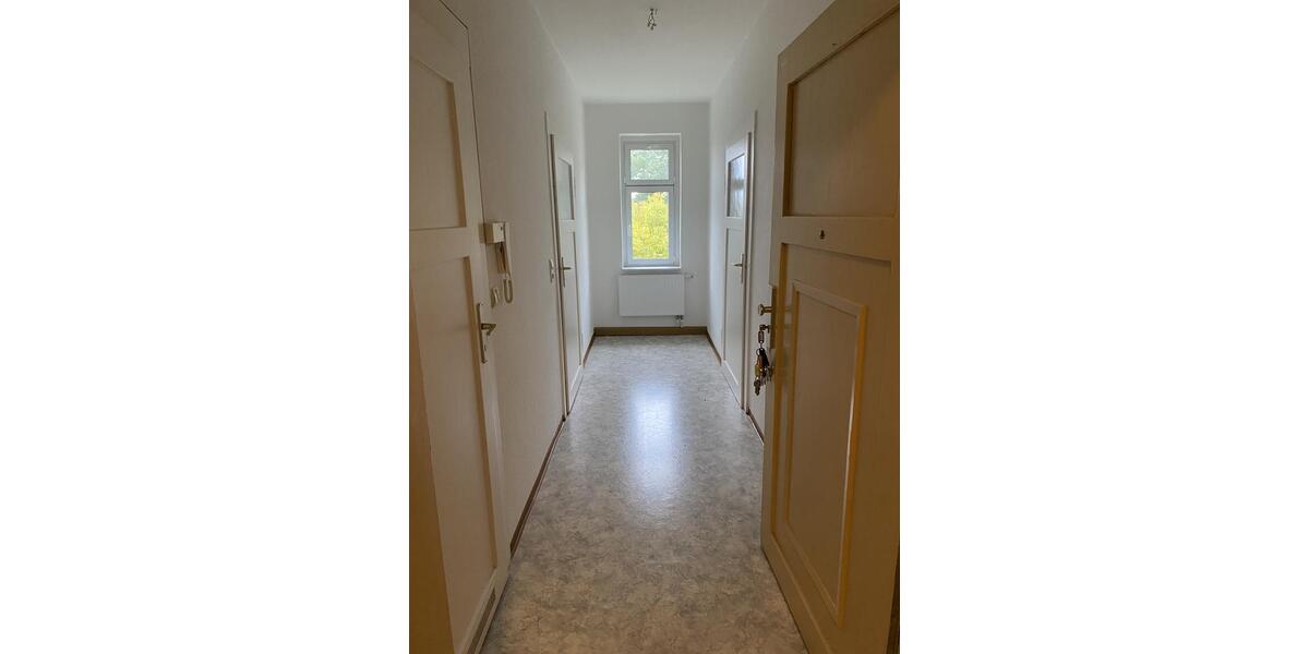 Etagenwohnung Werdau - 2 Zimmer, 50 m&sup2;, 300&euro; | Angebot:26637297