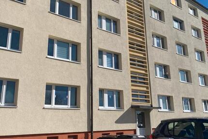Wohnung Lengenfeld - 3 Zimmer, 60 m&sup2;, 340&euro; | Angebot:27629835