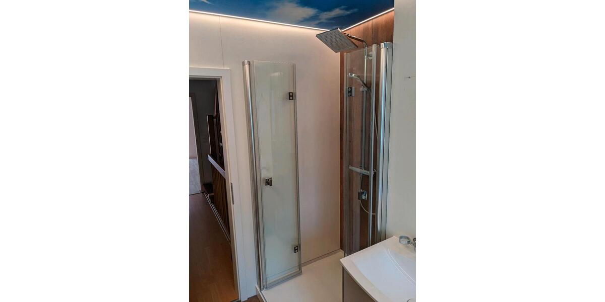 Reihenhaus Werdau - 5 Zimmer, 140 m&sup2;, 270.000&euro; | Angebot:26516548