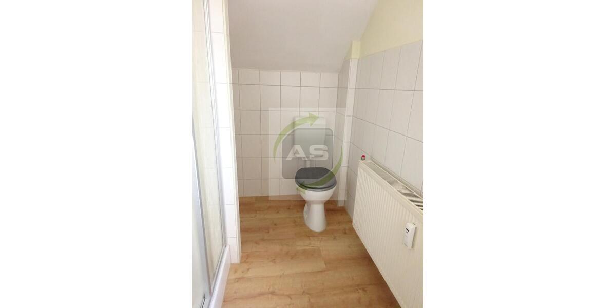 Dachgeschoßwohnung Reinsdorf - 2 Zimmer, 45 m&sup2;, 225&euro; | Angebot:22591376