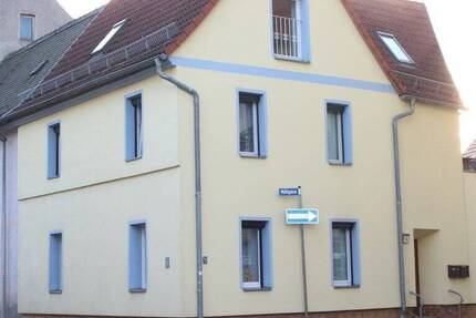 Haus Gößnitz - 7 Zimmer, 152 m&sup2;, 125.000&euro; | Angebot:25741235