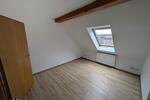 Dachgeschoßwohnung Zwickau - 4 Zimmer, 95 m&sup2;, 620&euro; | Angebot:26681040