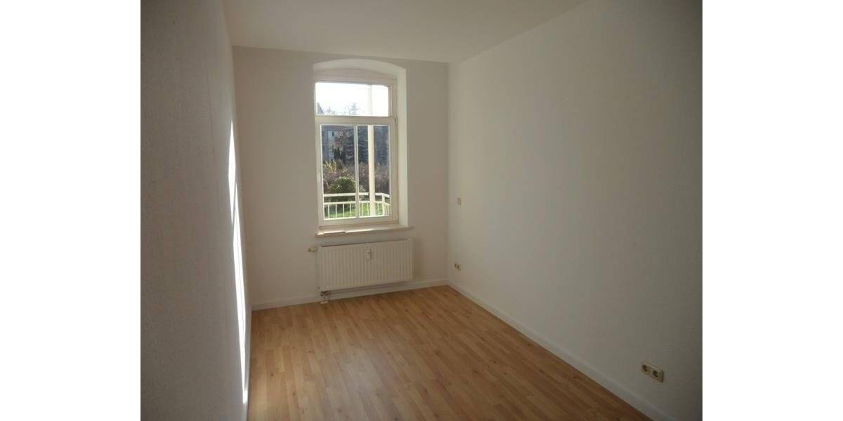 Etagenwohnung Zwickau Pölbitz - 2 Zimmer, 54 m&sup2;, 54.000&euro; | Angebot:25747126