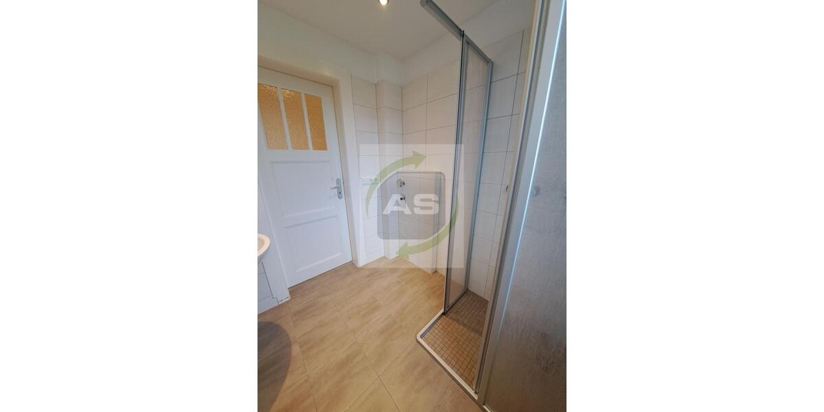 Erdgeschoßwohnung Werdau - 2 Zimmer, 60 m&sup2;, 350&euro; | Angebot:25916319