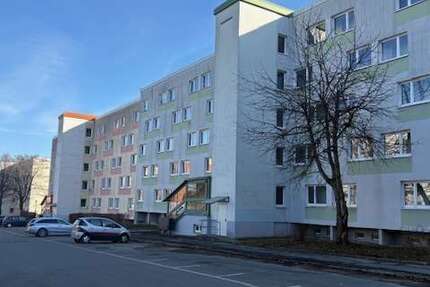 Wohnung Zwickau Neuplanitz - 2 Zimmer, 50 m&sup2;, 353&euro; | Angebot:24976875