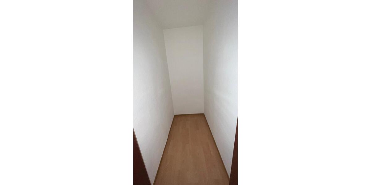 Etagenwohnung Zwickau Auerbach - 3 Zimmer, 78 m&sup2;, 504&euro; | Angebot:19815860