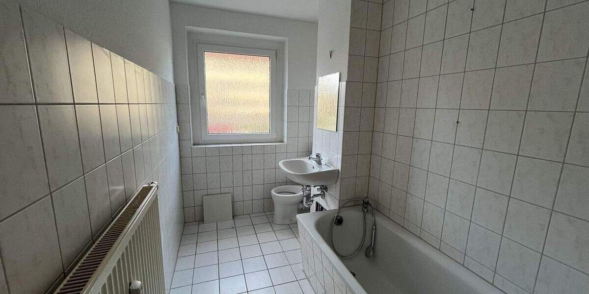 Etagenwohnung Zwickau Marienthal - 2 Zimmer, 52 m&sup2;, 299&euro; | Angebot:25700210