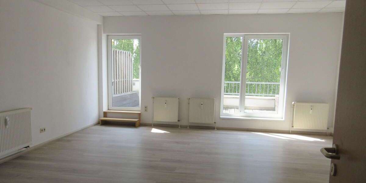 Etagenwohnung Oberlungwitz - 1.5 Zimmer, 59 m&sup2;, 328&euro; | Angebot:2178945