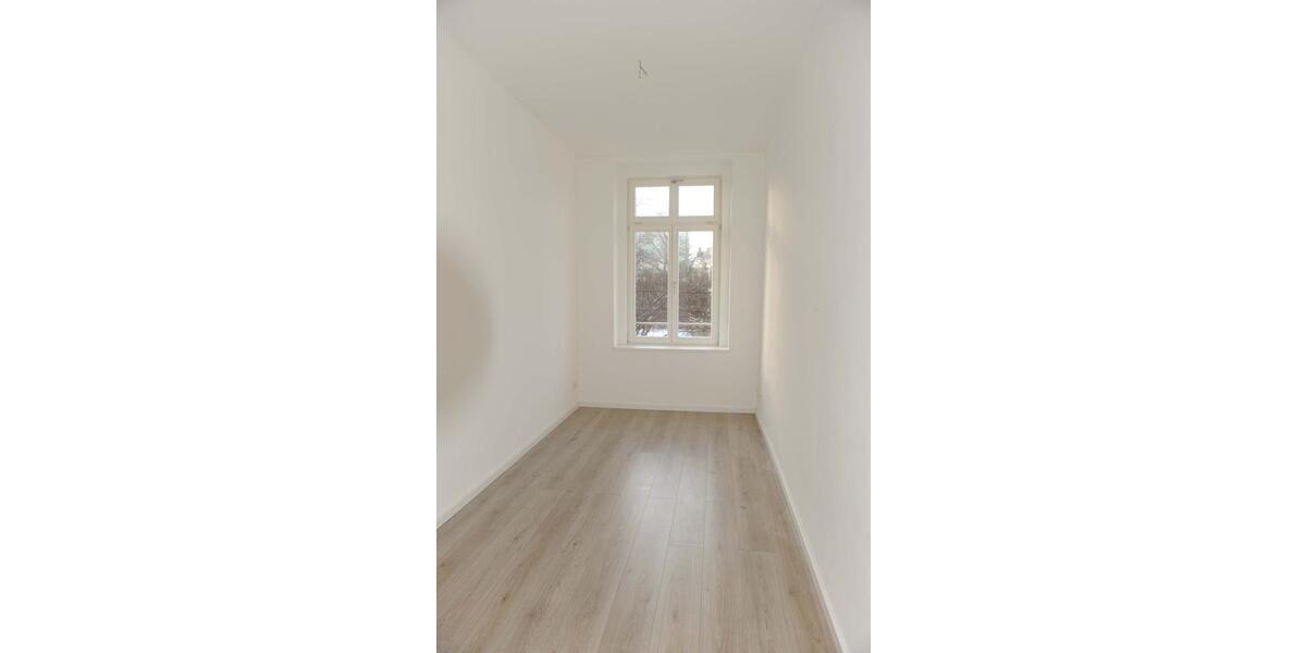 Etagenwohnung Zwickau Zwickau-Nord - 5 Zimmer, 107 m&sup2;, 980&euro; | Angebot:24478234