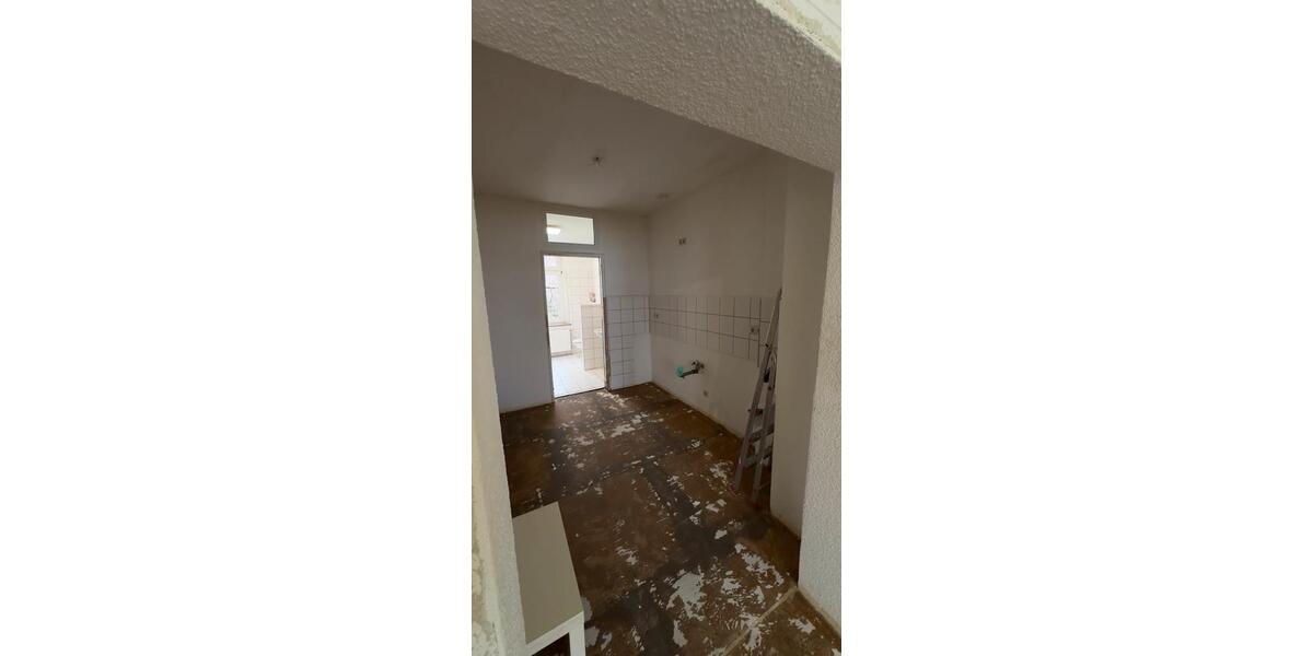 Etagenwohnung Zwickau - 2 Zimmer, 46 m&sup2;, 28.500&euro; | Angebot:25351457