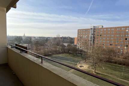 Wohnung Zwickau Pölbitz - 3 Zimmer, 70 m&sup2;, 319&euro; | Angebot:25423375