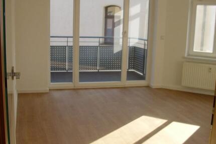 Wohnung Hohenstein-Ernstthal Ernstthal - 3 Zimmer, 70 m&sup2;, 425&euro; | Angebot:25751817