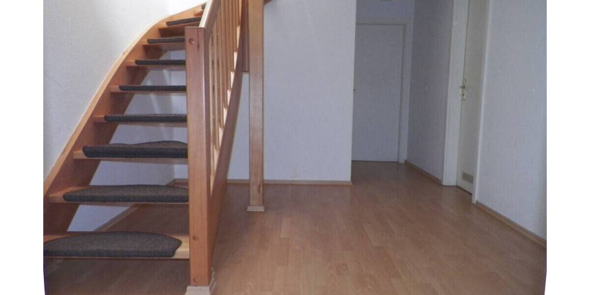 Etagenwohnung Zwickau-Innenstadt Innenstadt - 3 Zimmer, 102 m&sup2;, 650&euro; | Angebot:25797459