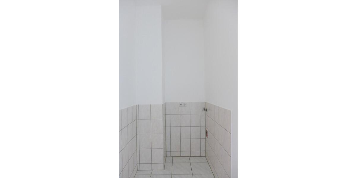 Etagenwohnung Limbach-Oberfrohna Oberfrohna - 3 Zimmer, 70 m&sup2;, 315&euro; | Angebot:25804809