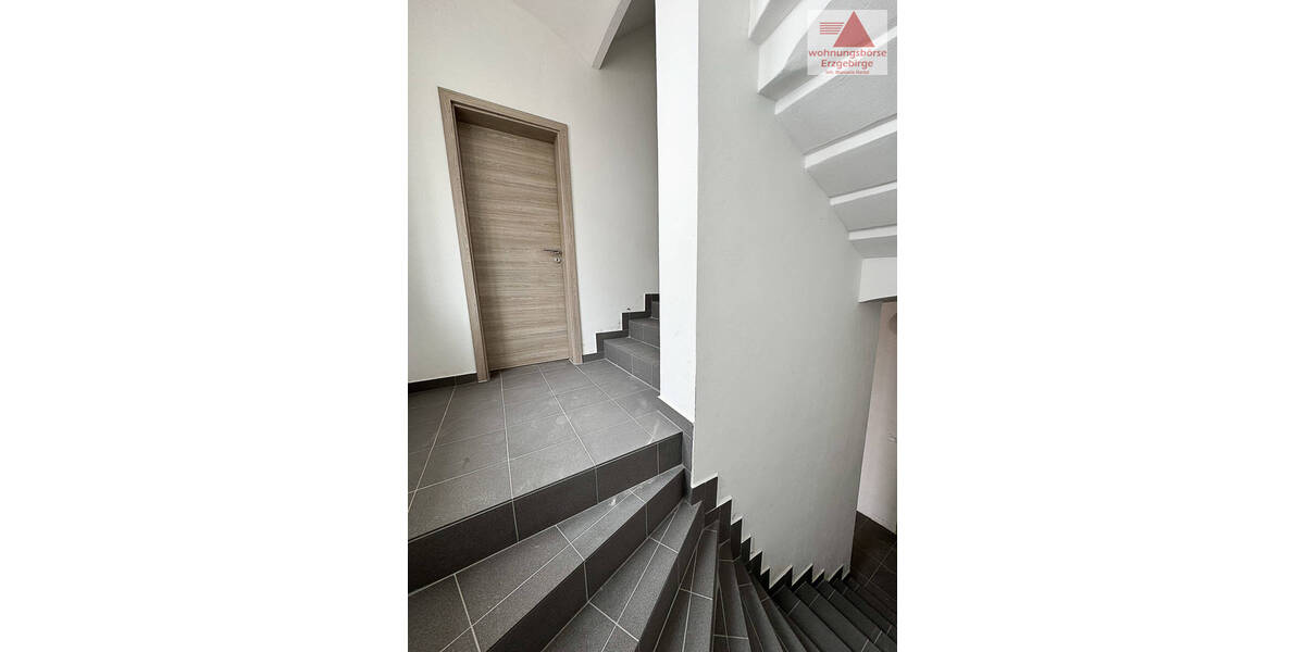 Etagenwohnung Schneeberg - 4 Zimmer, 132 m&sup2;, 950&euro; | Angebot:25688213