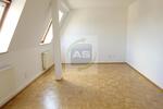 Dachgeschoßwohnung Zwickau Zwickau-Nord - 1 Zimmer, 35 m&sup2;, 250&euro; | Angebot:22591356