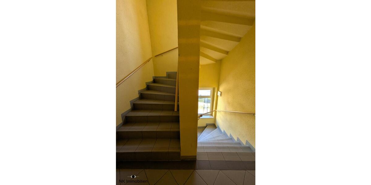 Etagenwohnung Zwickau - 2 Zimmer, 48 m&sup2;, 290&euro; | Angebot:25945677