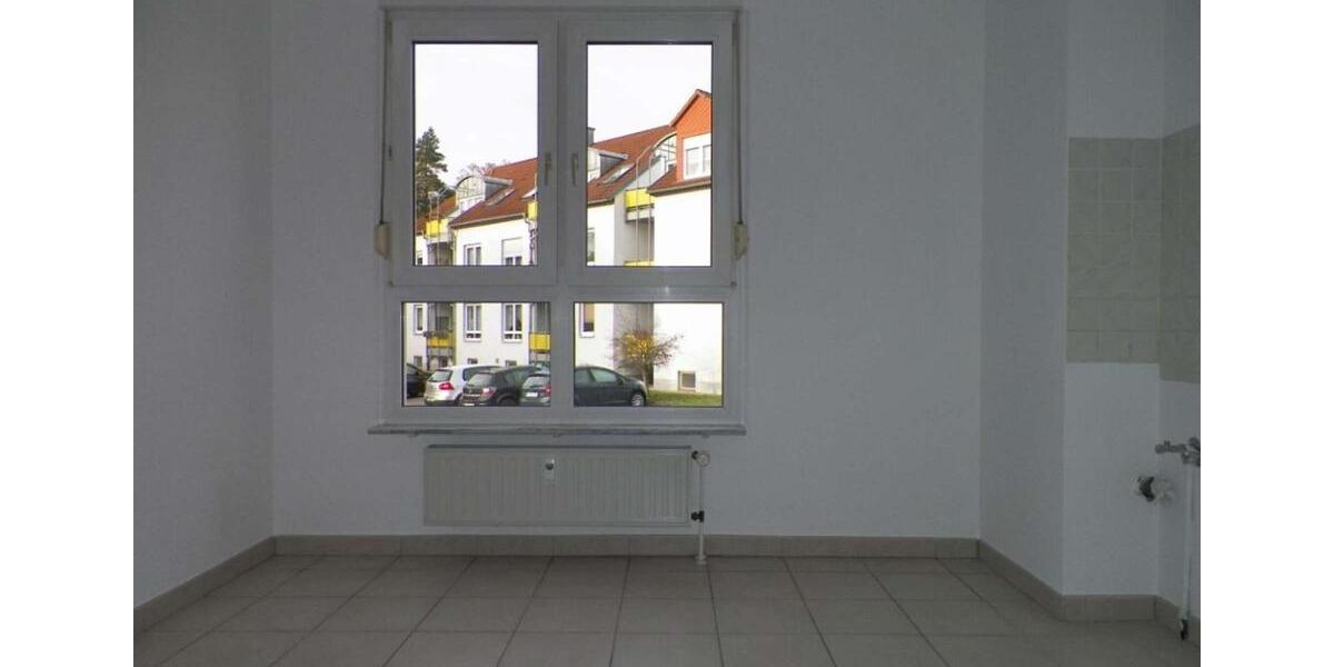 Etagenwohnung Zwickau Neuplanitz - 3 Zimmer, 81 m&sup2;, 540&euro; | Angebot:22739657