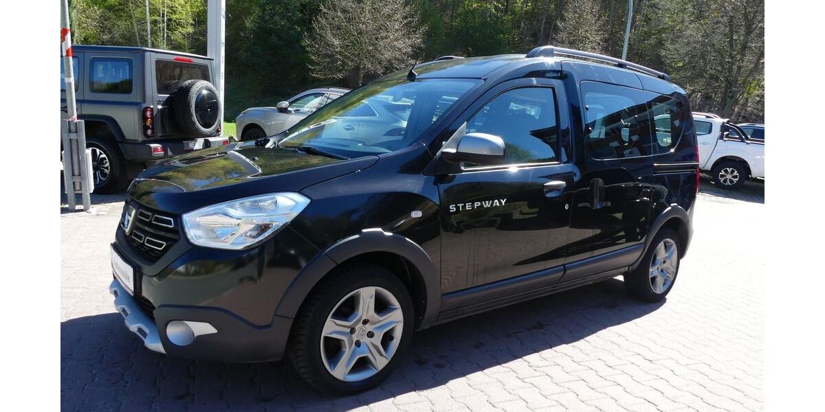 Dacia Dokker 107.450 km 11.990 &euro; Schneeberg 08289