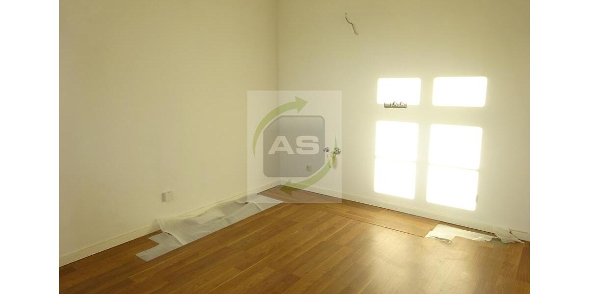 Dachgeschoßwohnung Zwickau Zwickau-Nord - 3 Zimmer, 71 m&sup2;, 365&euro; | Angebot:22591343