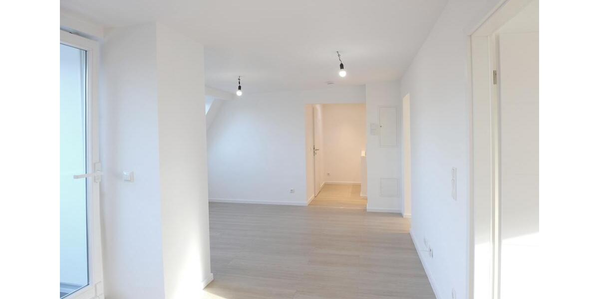 Dachgeschoßwohnung Zwickau Zwickau-Nord - 3 Zimmer, 71 m&sup2;, 705&euro; | Angebot:23768182
