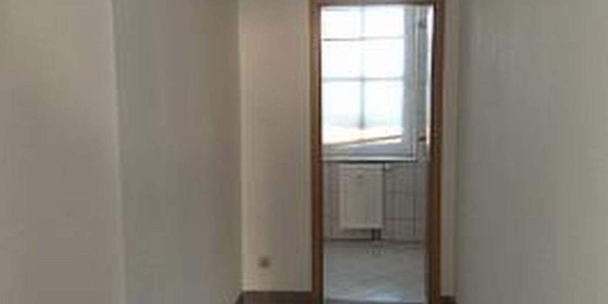 Etagenwohnung Zwickau Pölbitz - 2 Zimmer, 72 m&sup2;, 480&euro; | Angebot:25879815